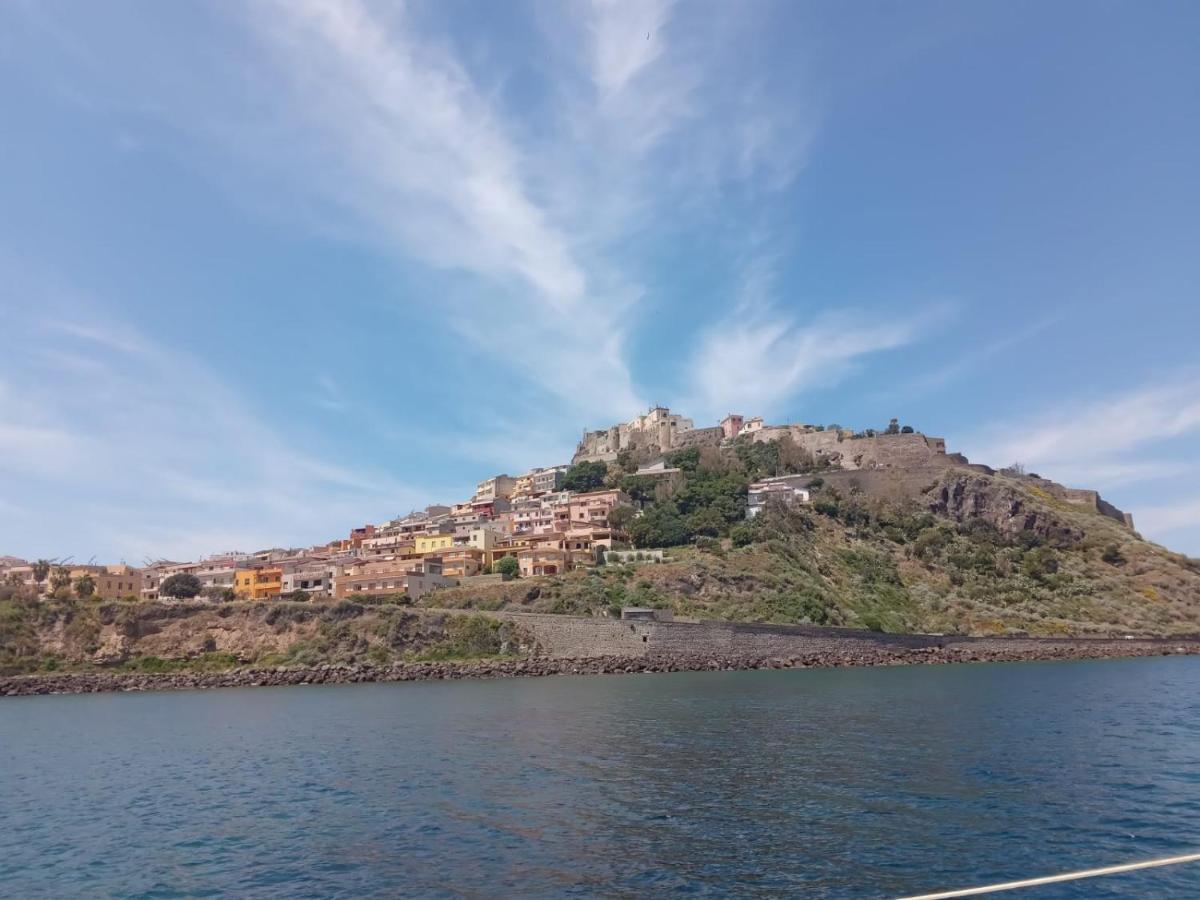 Centro Storico-Close To Restaurants-Typical Craft-Church-Beautiful View Castelsardo Exteriér fotografie